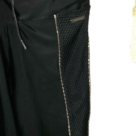 Brazilian booty track & field M leggings - Picture 3 of 5